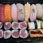Best Sushi Deluxe in Valrico, FL